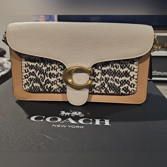 Coach Women's Cream and Tan Patterned Shoulder ag - Picture 3 of 17